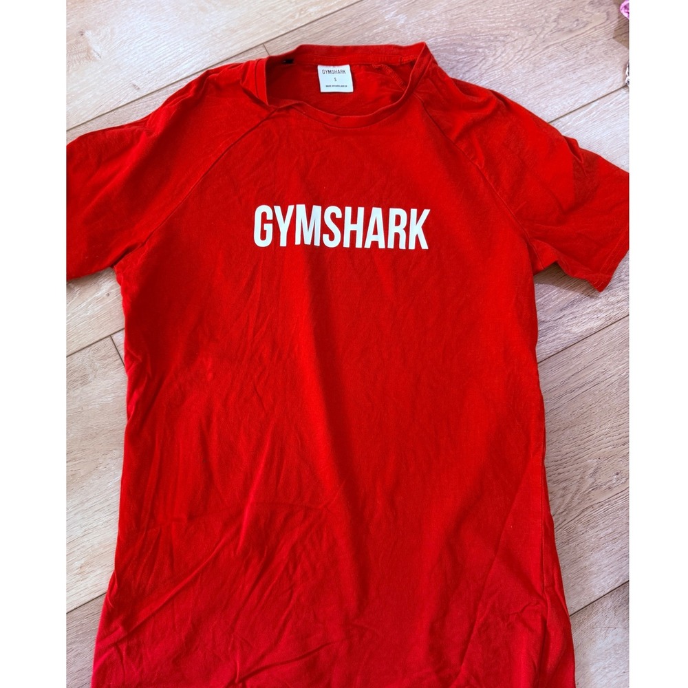 Gymshark Womens Red Short Sleeve Graphic Logo T-Shirt Raglan Gym Top Small 251